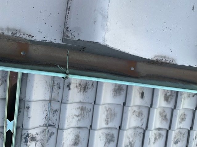 銅板雨樋穴あき部分